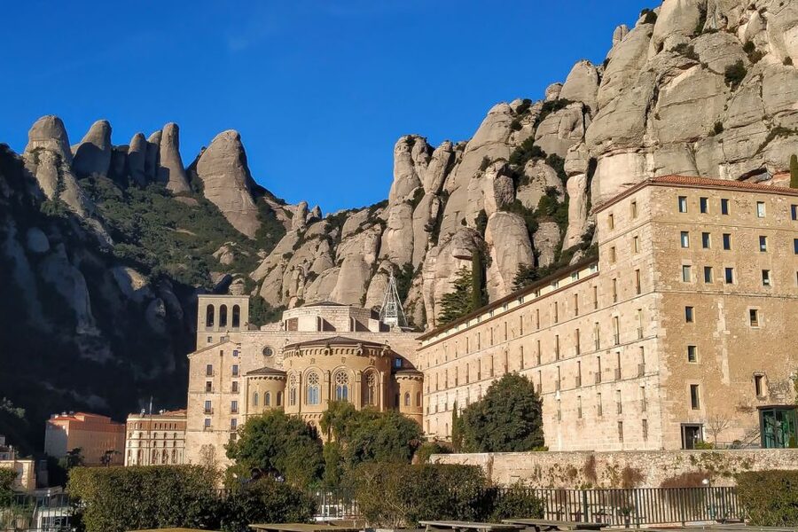 Barcelona: Montserrat Monastery & Hiking Off the Beaten Path - The Benedictine Abbey and Catalan identity