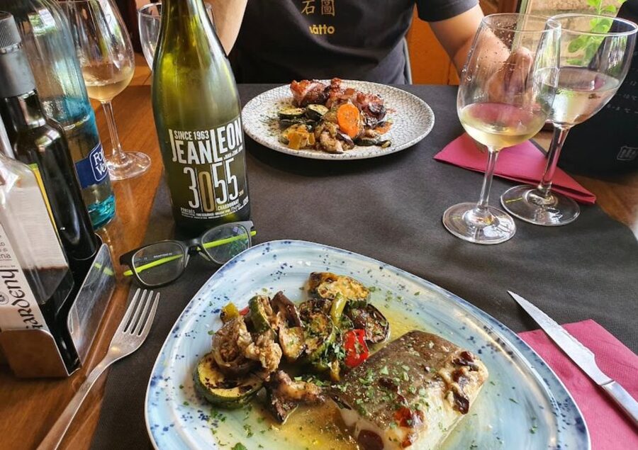 Barcelona: Montserrat with Winery Visit and Farmhouse Lunch - Making the most of your Montserrat free time