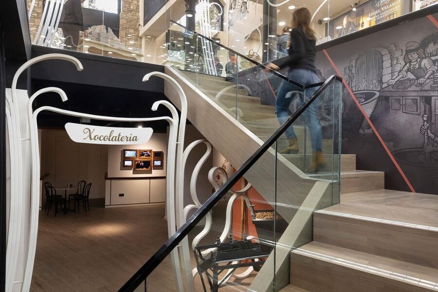 Barcelona: Nougat and Chocolate Museum Tour with Tasting - Ingredients, texture, and the production process