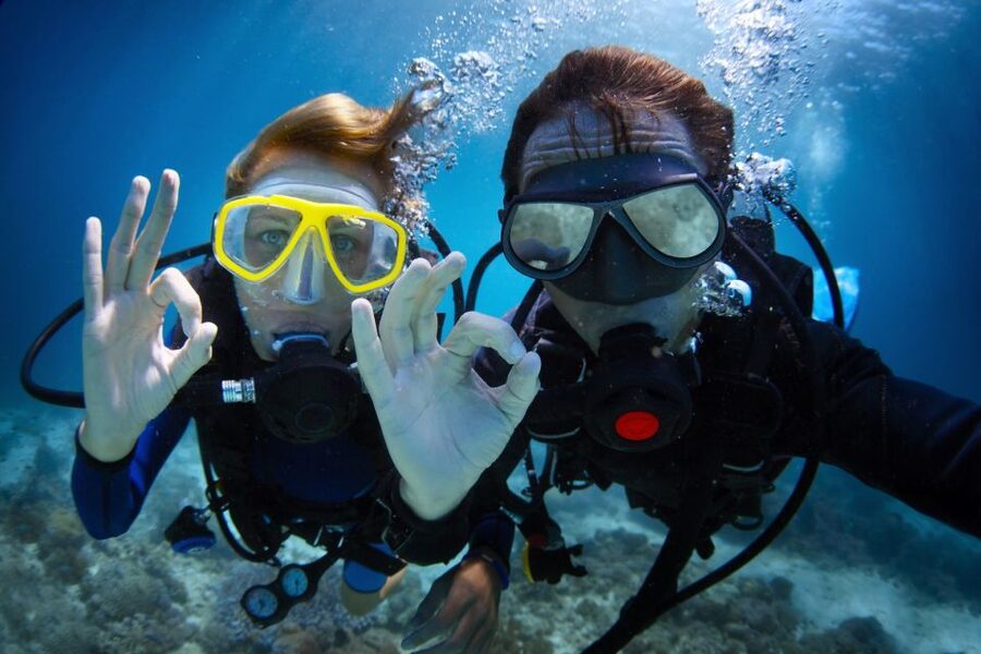 Barcelona: PADI Discover Scuba Diving - What this Barcelona scuba session is really like