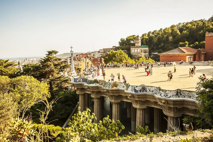 Barcelona: Park Güell Admission Ticket - Getting to the entrance without making the climb harder