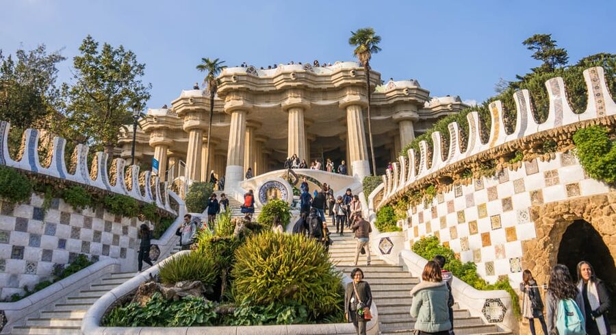 Barcelona: Park Güell Guided Tour & Priority Access - Who will enjoy this tour most?