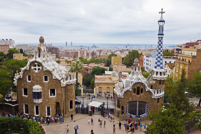 Barcelona: Park Güell Guided Tour & Tickets with Fast-Track Entry - Why Park Güell is worth your Barcelona time