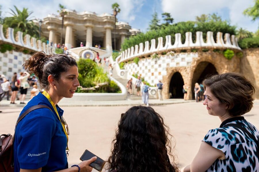 Barcelona: Park Guell Guided Tour with Skip The Line Entry - Is $31 a fair price?