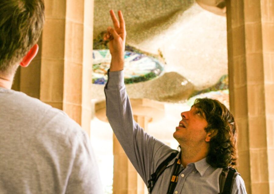 Barcelona: Park Güell & La Sagrada Familia Tickets and Tour - Guide quality shapes the whole experience