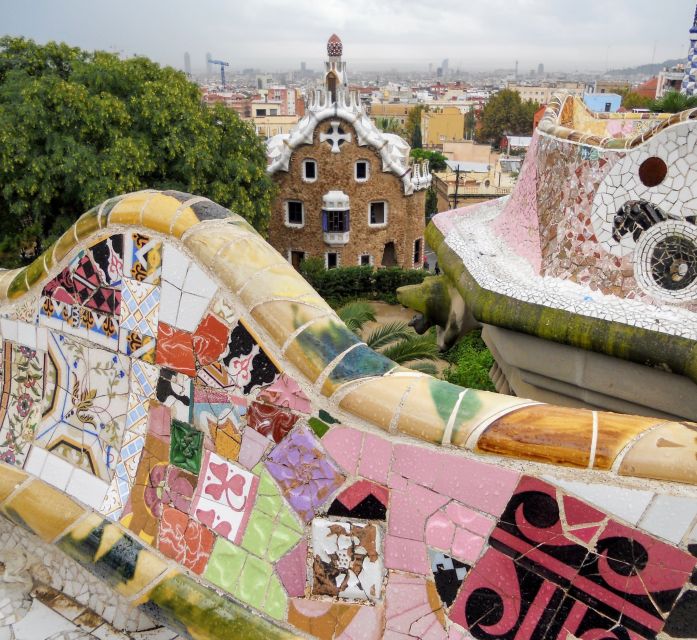 Barcelona: Park Güell & Sagrada Familia Guided Tour - Why these two Gaudí sights work well together