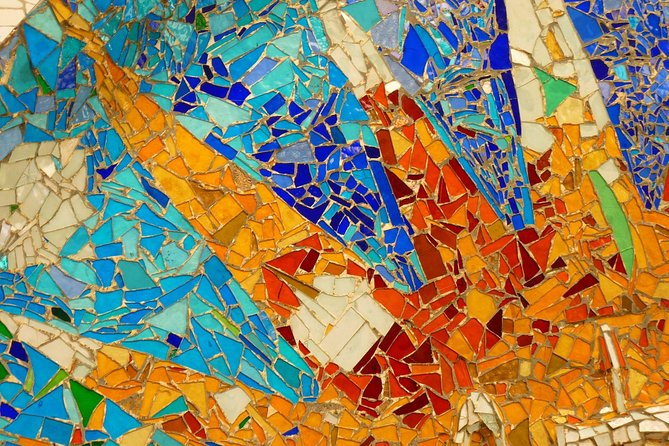 Barcelona: Park Guell Skip the Line Guided Tour - Why Park Güell rewards a guided visit