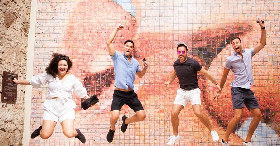 Barcelona: Photoshoot Tour Old Town - Key points to know before you book