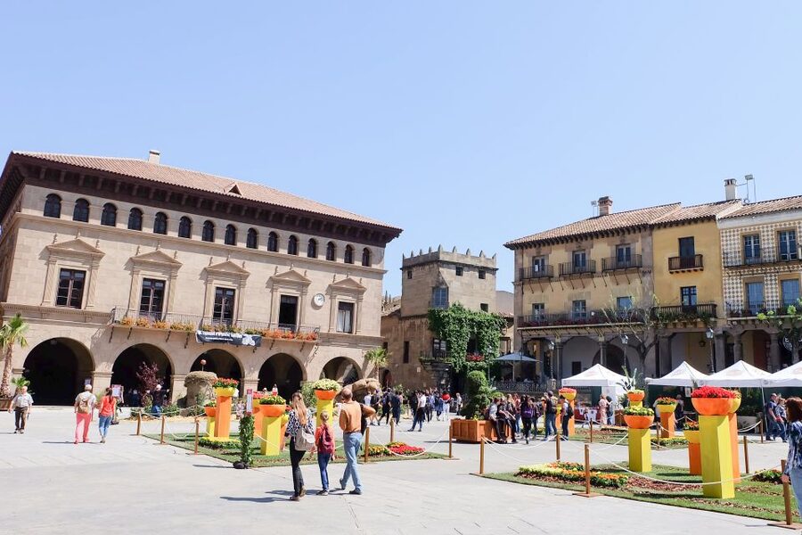 Barcelona: Poble Espanyol Entry Ticket - What Poble Espanyol is really like