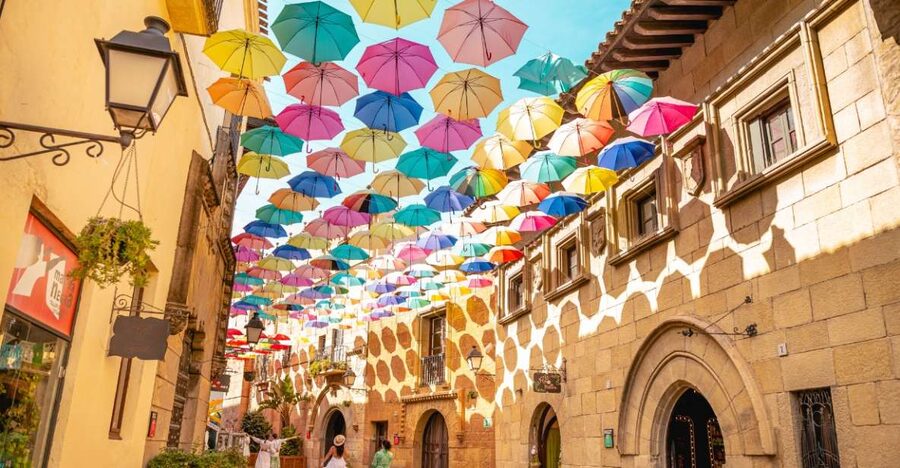 Barcelona: Poble Espanyol Entry Ticket - The craft studios are more than souvenir shops