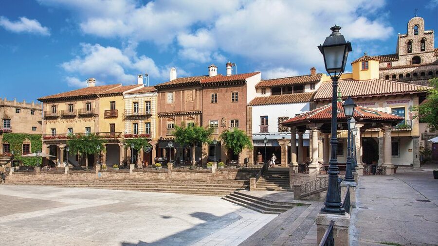 Barcelona: Poble Espanyol Entry Ticket - Views, food, and family space