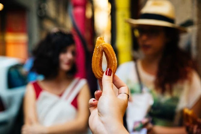 Barcelona Private Food Tour With Locals: 6 or 10 Tastings - Plaça de Sant Jaume: a central start with civic importance