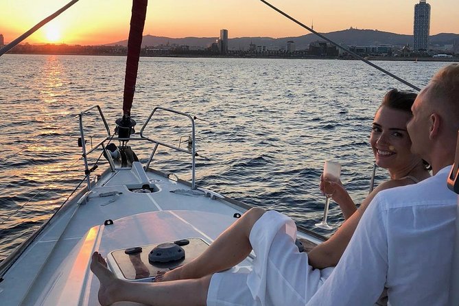 Barcelona Private Sunset Sailing with Drinks - Practical planning for your Barcelona day
