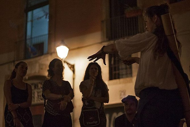 Barcelona's Dark History Night Tour - Cemeteries and the changing city