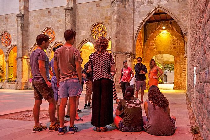 Barcelona's Dark History Night Tour - Why the small group matters
