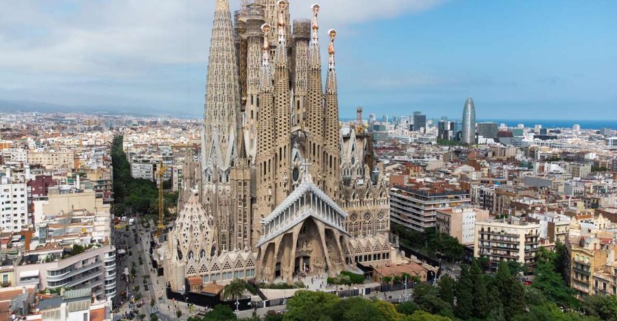 Barcelona: Sagrada Familia and Park Guell Combo Guided Tour - How much value do you get for $88?