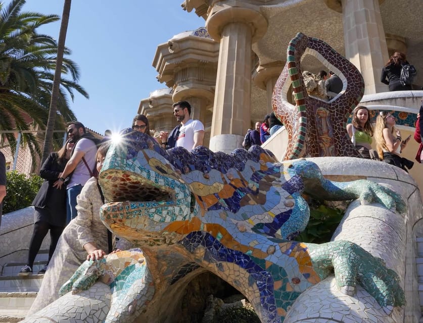 Barcelona: Sagrada Familia and Park Güell Tour - Starting at Park Güell, 10:00 to 13:00