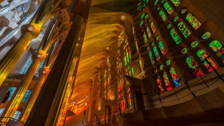 Barcelona: Sagrada Familia Fast Track Guided Tour - Booking and cancellation details that matter