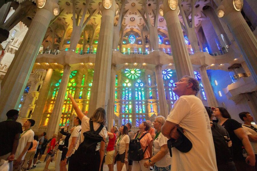 Barcelona: Sagrada Familia Fast Track Guided Tour - Dress, bags, and practical restrictions