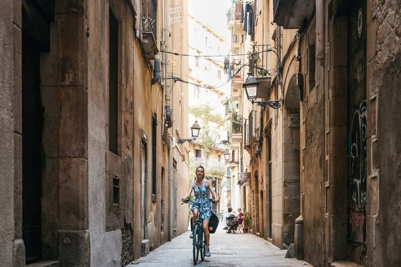 Barcelona: Sagrada Familia or Coastal City Sights by eBike - The 11am Gaudí route and the Sagrada Família