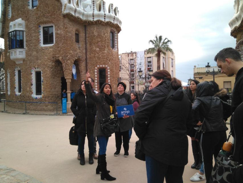 Barcelona: Sagrada Familia & Park Güell Guided Tour & Ticket - Key points to know before booking