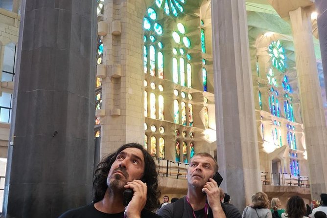 Barcelona: Sagrada Familia, Park Guell & Tapas Private Tour - Walking, taxis, and the pace of the day