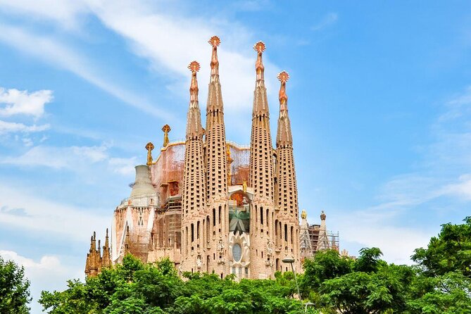 Barcelona: Sagrada Familia Skip-the-Line Guided Tour and Tickets - Key points to know before you book