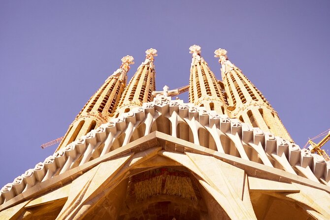 Barcelona: Sagrada Familia Skip-the-Line Guided Tour and Tickets - Meeting at Carrer de Mallorca, 418