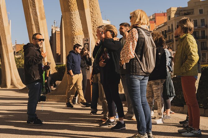 Barcelona: Sagrada Familia Skip-the-Line Guided Tour and Tickets - Priority entry, with one important limit