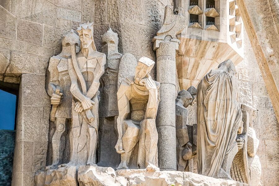 Barcelona: Sagrada Família Skip the Line Tour & Entry Ticket - The Sagrada Família school and construction museum