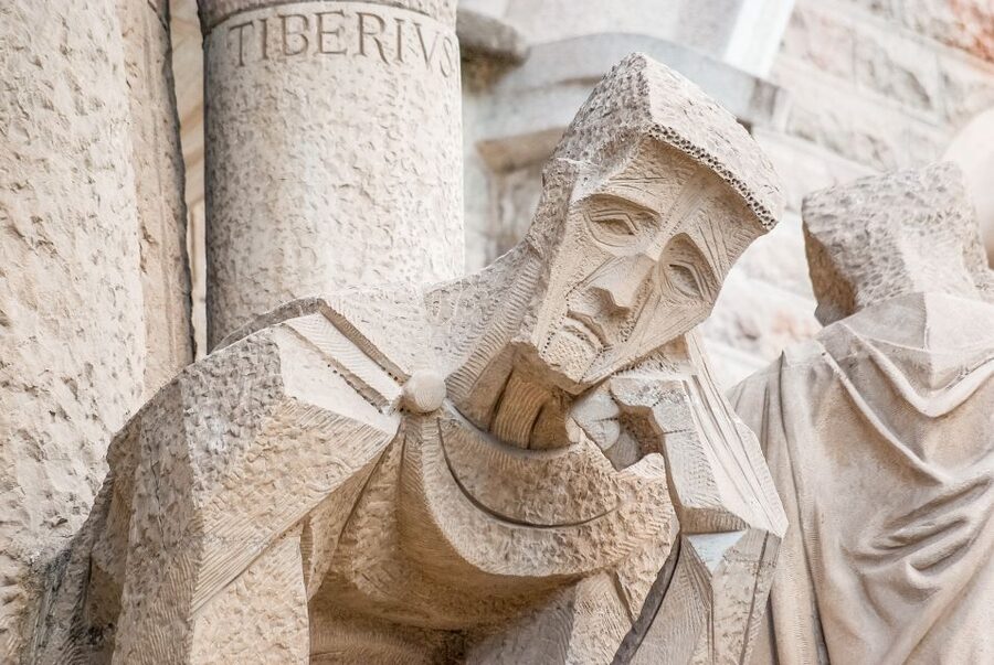 Barcelona: Sagrada Família Skip the Line Tour & Entry Ticket - Who will enjoy this Sagrada Família tour most?