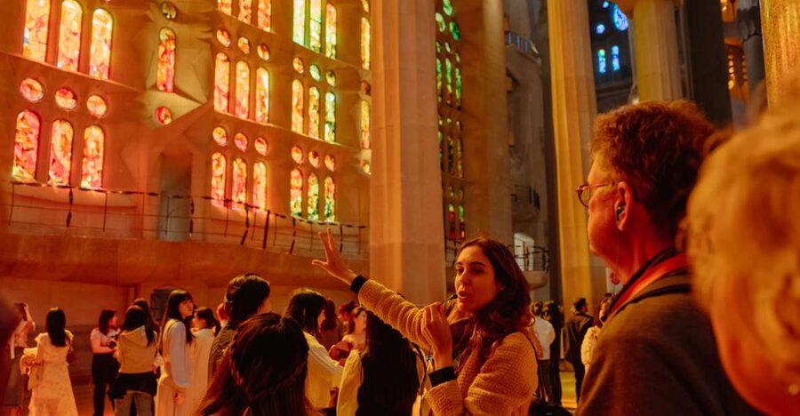 Barcelona: Sagrada Familia Tour w/Skip-the-Line Entry Ticket - Key points to know before you book