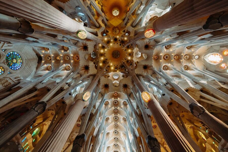 Barcelona: Sagrada Familia Tour w/Skip-the-Line Entry Ticket - Practical details that can make or break the visit