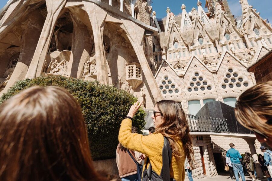 Barcelona: Sagrada Familia Tour w/Skip-the-Line Entry Ticket - Is $48 a fair price?