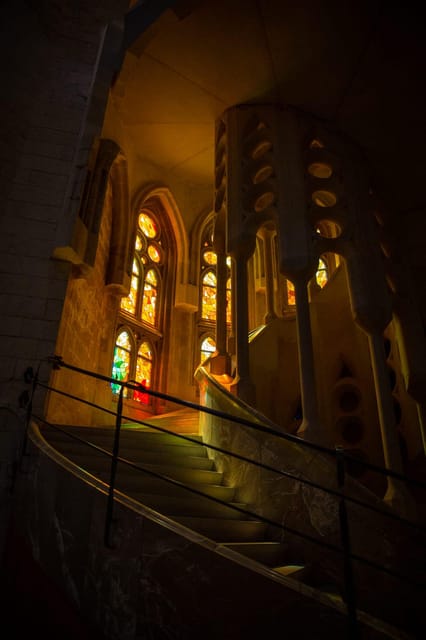 Barcelona: Sagrada Familia Tour with Optional Extras - Rooftop drink at Hotel Sercotel Rosellón