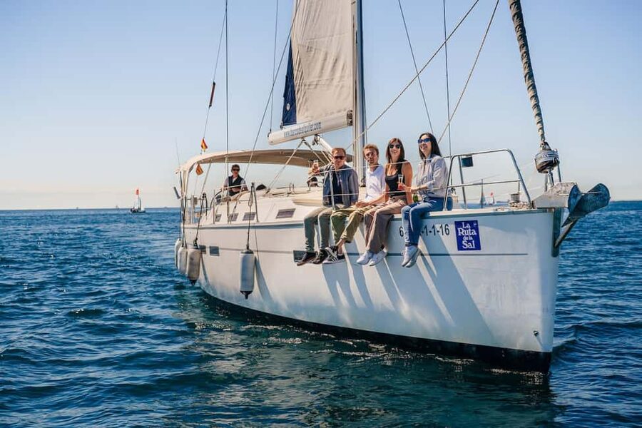 Barcelona: Sailing Cruise & Vineyard Tour with Wine Tasting - Arriving at Alella harbor