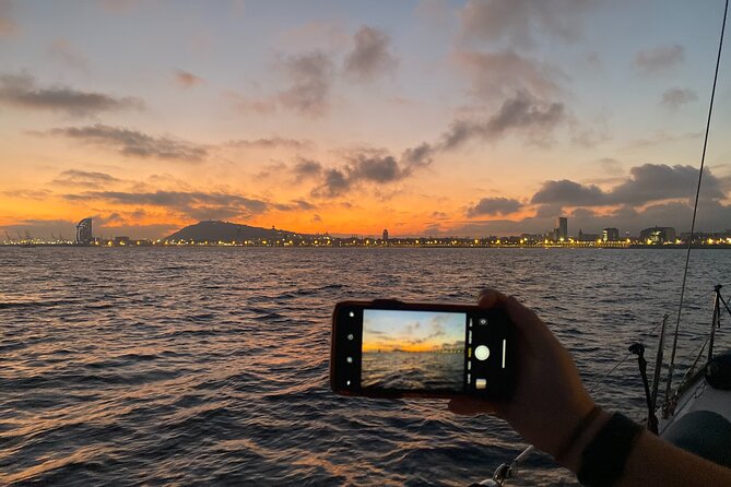 Barcelona Sensational Sunset Tour with Open Bar and Snacks - The skipper makes the difference