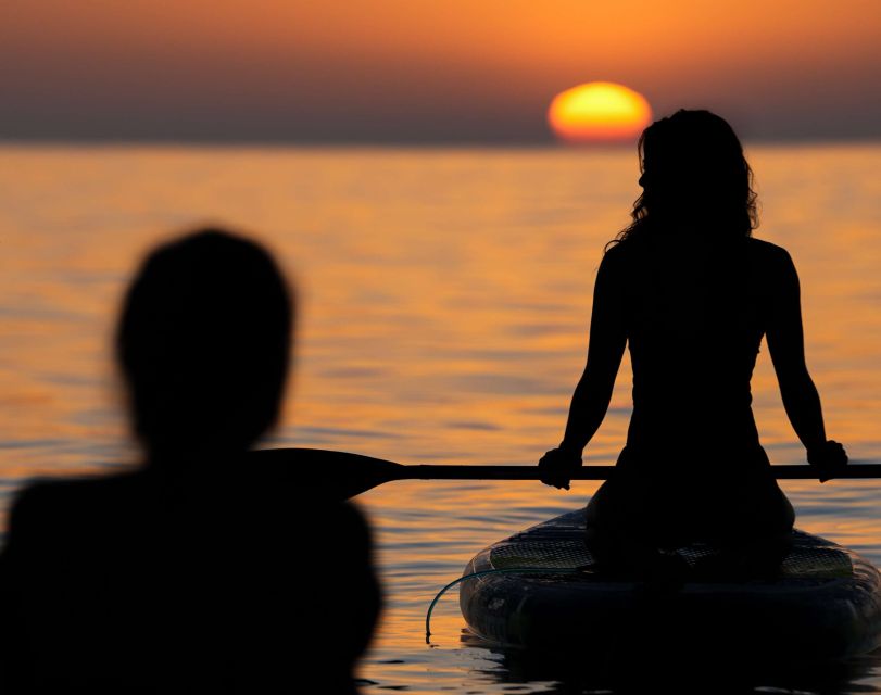 Barcelona: Sunrise Paddleboarding with Instructor and Photos - Why this sunrise paddleboard experience works