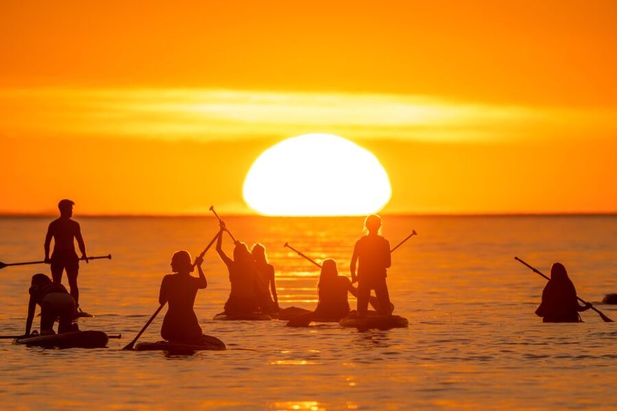 Barcelona: Sunrise Paddleboarding with Instructor and Photos - What the break adds to the two-hour schedule