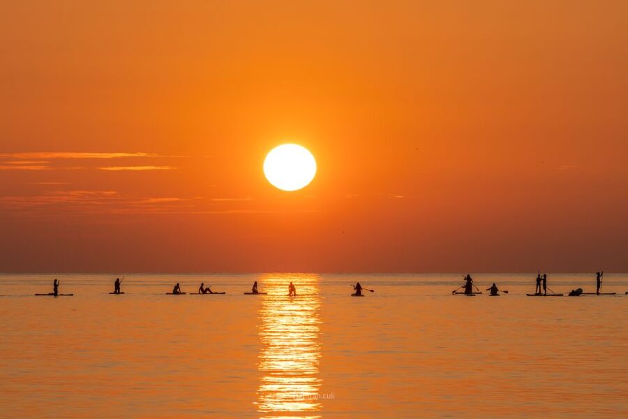 Barcelona: Sunrise Paddleboarding with Instructor and Photos - Is $32 a fair price?
