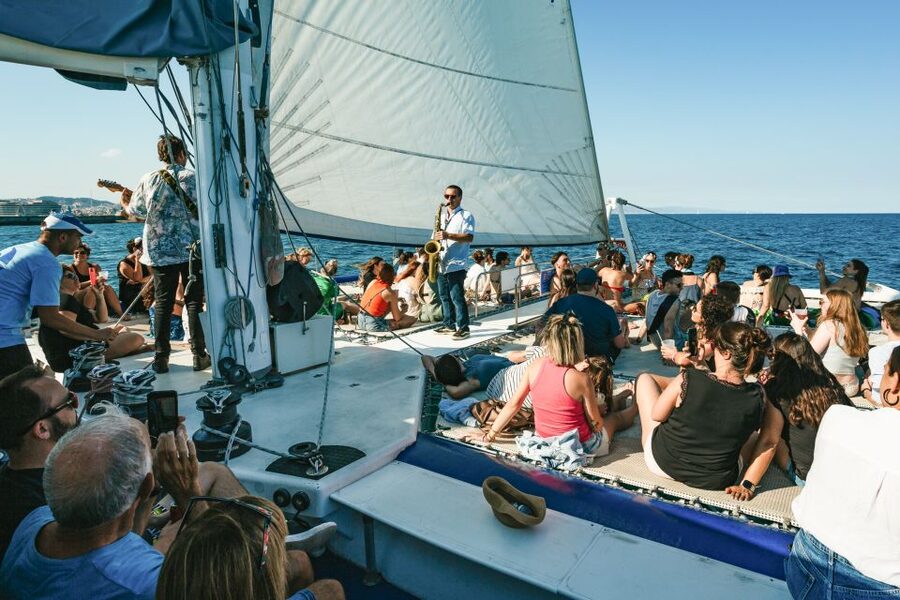 Barcelona: Sunset Catamaran Cruise with Live Music - Who will enjoy this Barcelona sunset cruise