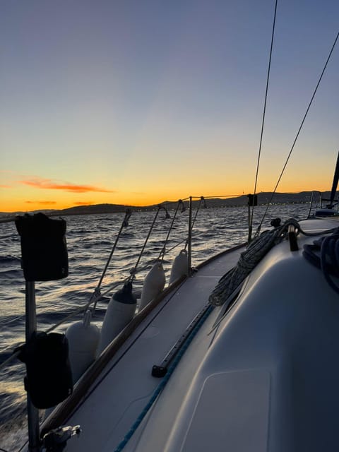 Barcelona: Sunset Sailboat Cruise with Drinks and Snacks - Key points to know before booking