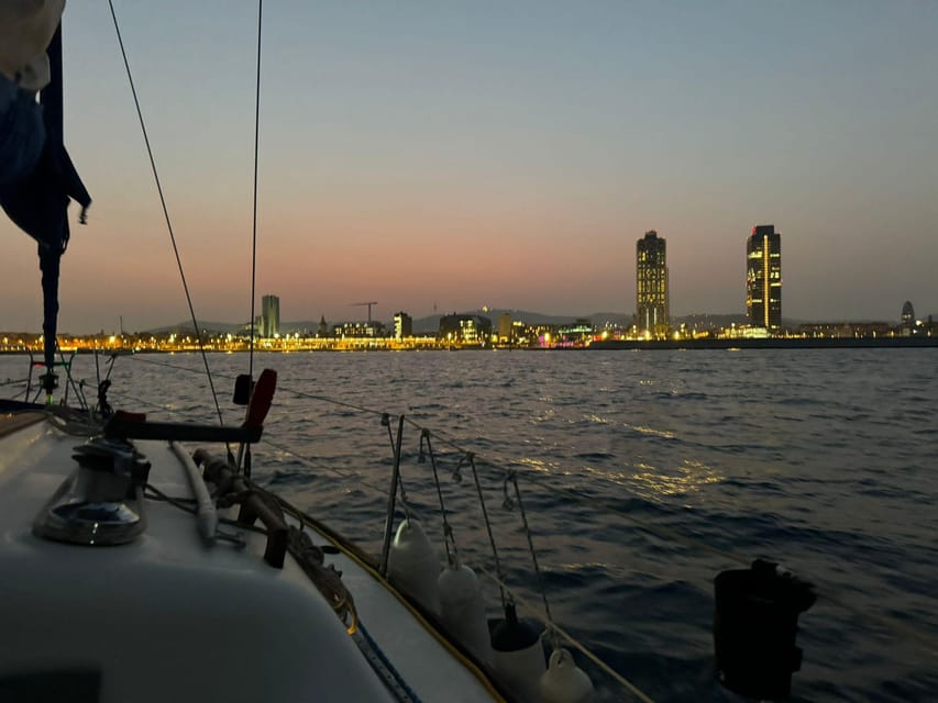 Barcelona: Sunset Sailboat Cruise with Drinks and Snacks - Leaving from Gate 8-9 at Mooring 901