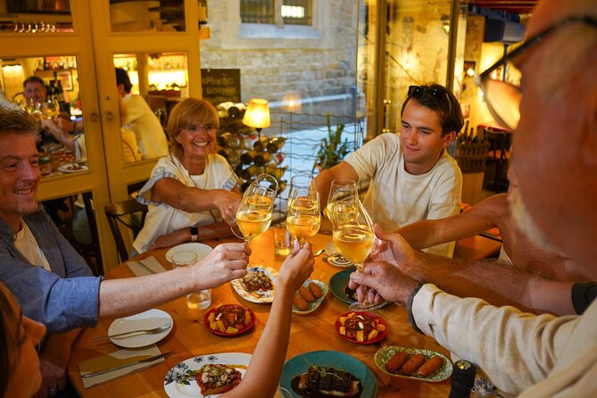 Barcelona Tapas and Wine Experience Small-Group Walking Tour - Palau Dalmases and Santa Maria del Mar