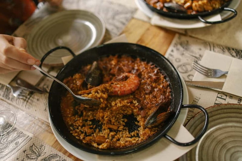 Barcelona: Tapas Food Crawl Walking Tour with Tastings - Why a tapas walk makes sense in Barcelona
