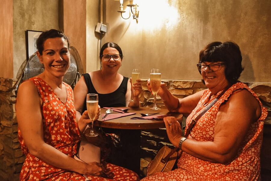 Barcelona: Tapas Walking Tour with Food, Wine, and History - Key points to know before booking