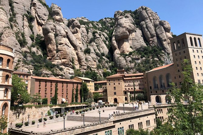 Barcelona to Montserrat Monastery: Tour, Transfers & Basilica - The practical limits of a six-hour outing