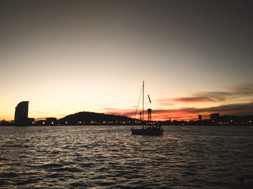 Barcelona: Unique Sunset Sailing Tour with Tapas & Open Bar - The first coastal views: Barceloneta and the W Hotel