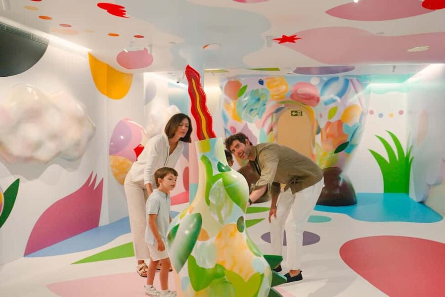 Barcelona: White Rabbit Catalonia's Top Immersive Experience - Gaudí’s trencadís becomes a 360-degree show
