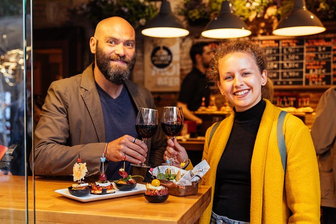 Barcelona With Locals: Wine and Tapas Private Tour - How much walking and time should you expect?